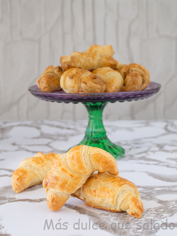 Croissant rellenos de crema de speculoos