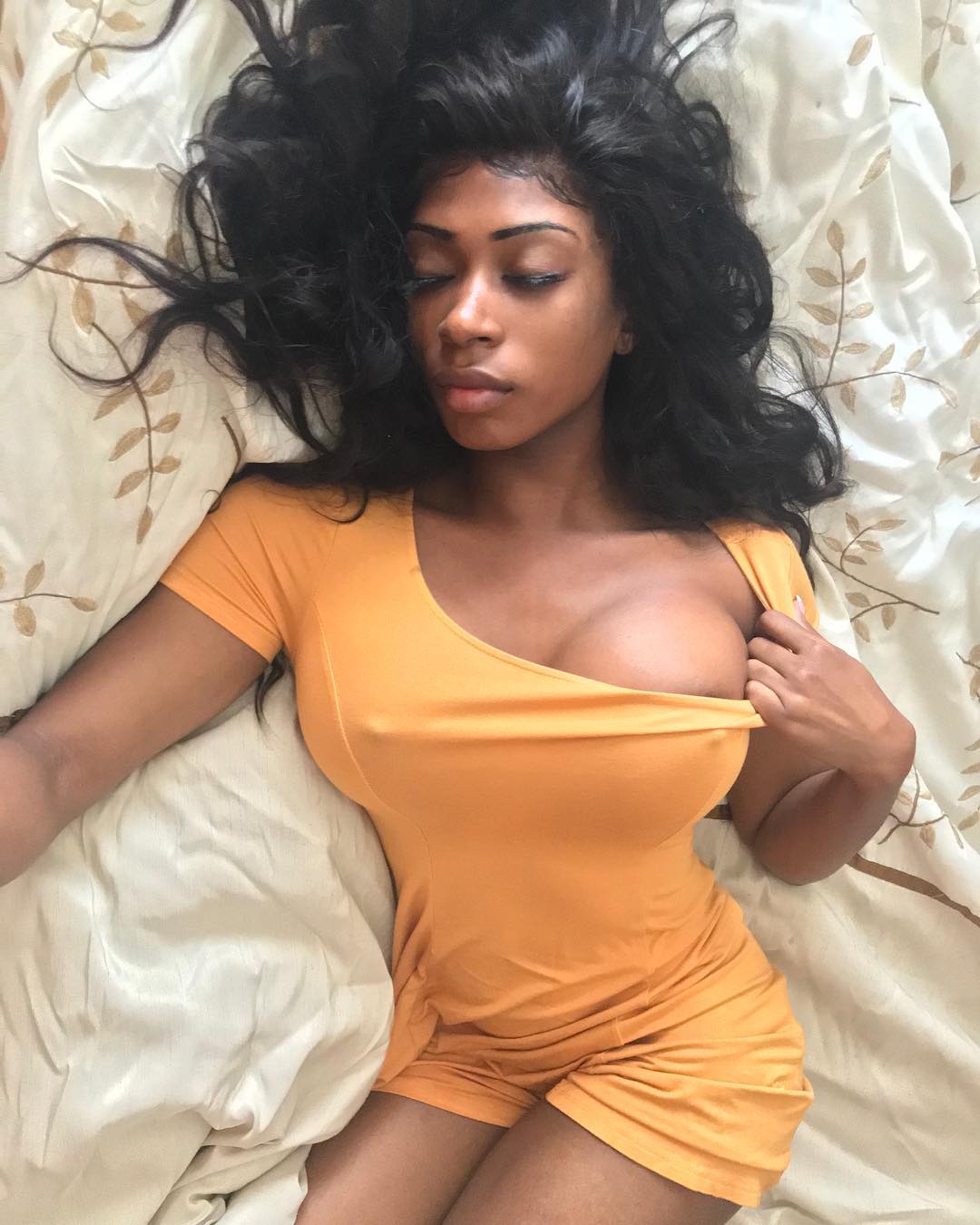 Hotttt American Instagram Model Paris Lee Taking The Nudity Game To Another Level Clickusgh