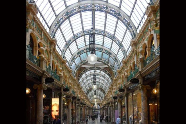 8 galerias comerciais espetaculares da Europa Elfandarilha