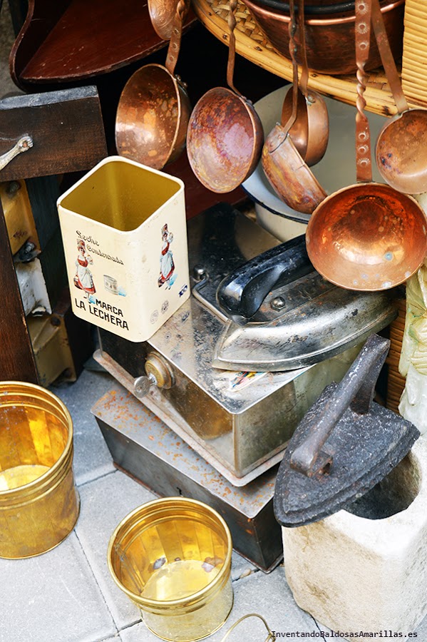 Objetos vintage de metal