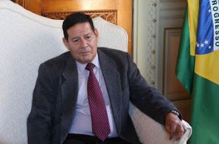 Reforma da Previdência deve ser prioridade, diz vice de Bolsonaro Reforma da Previdência deve ser prioridade, diz vice de Bolsonaro