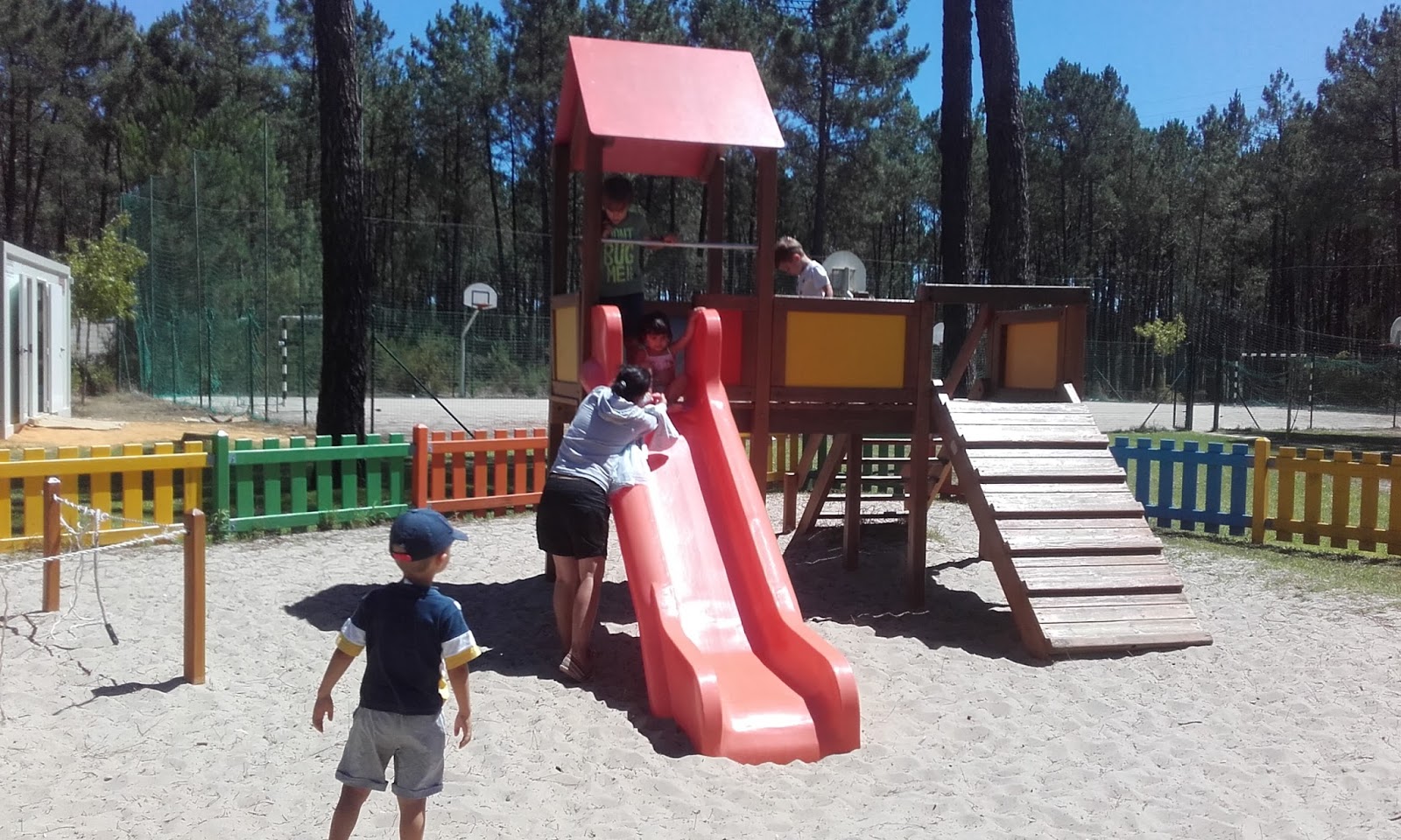 Parque Infantil Praia Fluvial Olhos da Fervença