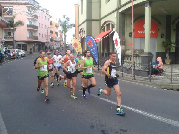 FOTO MEDIA MARATON CIUDAD DE TACORONTE https://4.bp.blogspot.com/-CBLEkjr8HIs/WFaggJzJaGI/AAAAAAAAPa4/ZWqDRb5ciso_CGXuSuJN4_YDF3EmJmWDQCLcB/s1600/B5XfZMDIQAAhshj.jpg