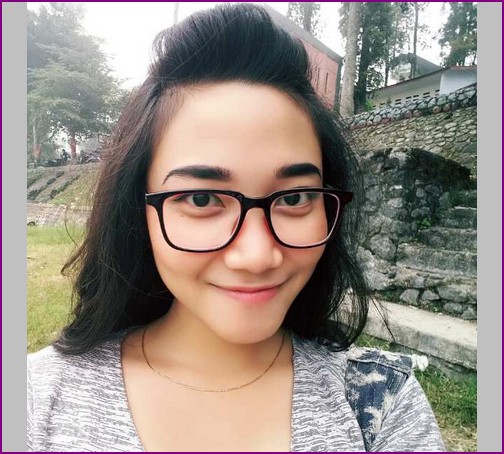 12+ Model Kacamata Korea Kacamata Untuk Wajah Bulat Hidung Pesek Berhijab Terpercaya