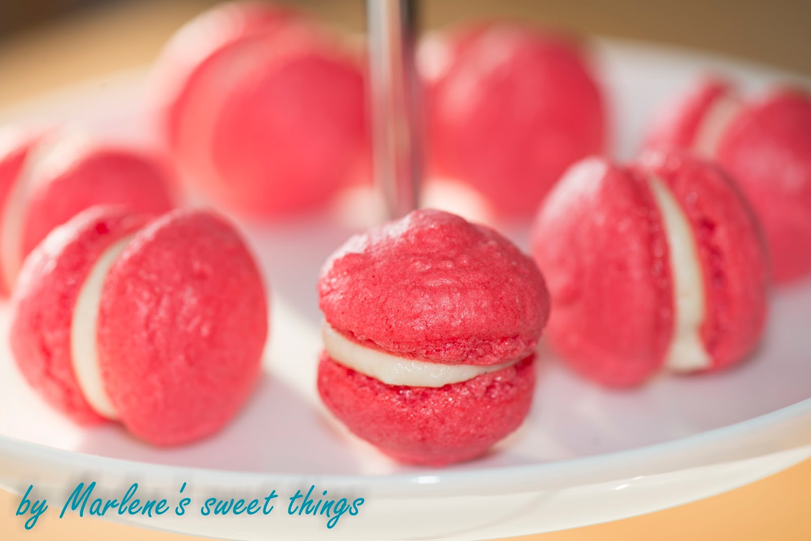 Marlene&amp;#39;s sweet things: Kirsch-Vanille Macarons