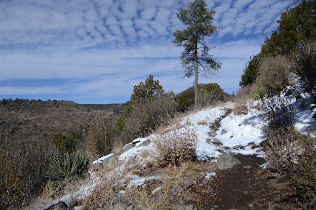 trail along the ridge side