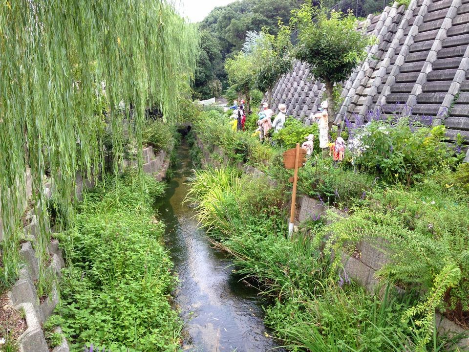 809/1000 仁川百合野町地すべり資料館の緑地(兵庫県西宮市)日本1000公園 809/1000 仁川百合野町地すべり資料館の緑地(兵庫県西宮市)日本1000公園