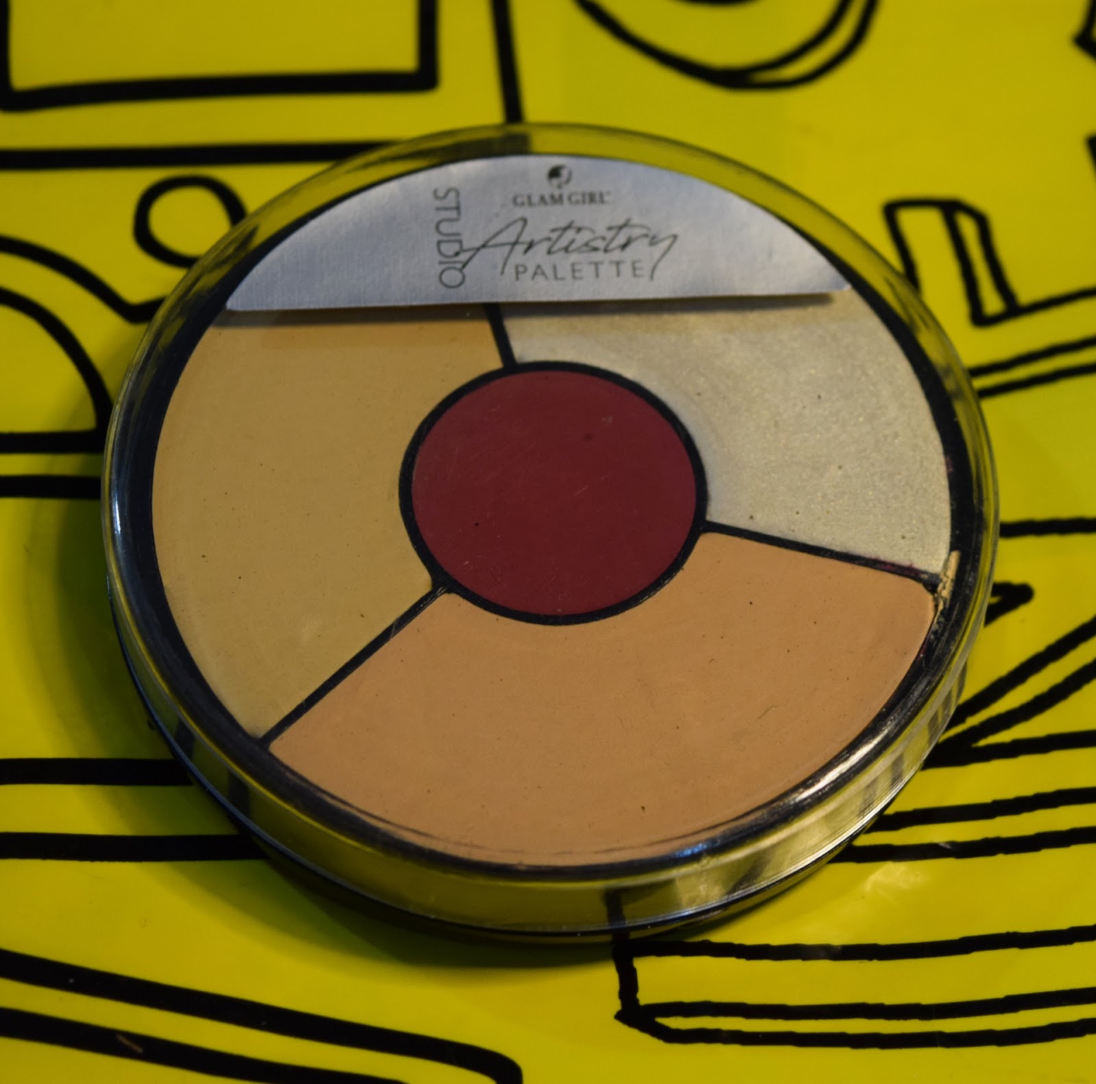 Review Glam Girl Studio Artistry No Makeup Palette Myra Voices!