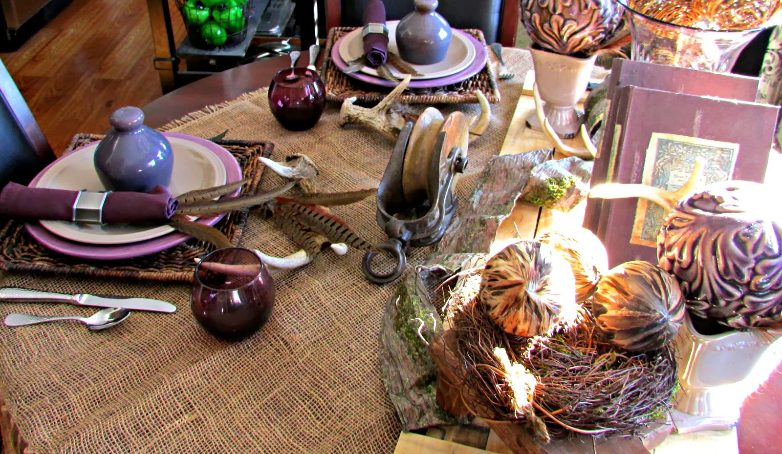 How to use Pallets, Antlers, Feathers and Milk Chocolate in a Tablescape