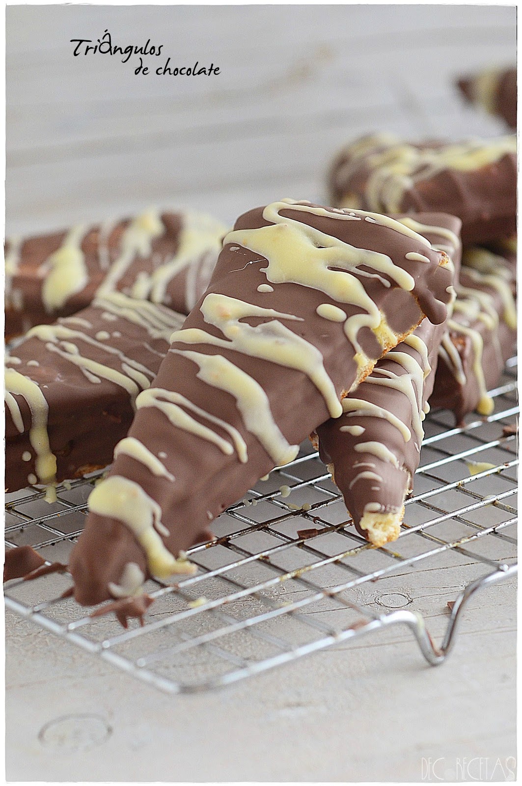 Triángulos de chocolate DECORECETAS