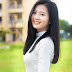 Hoa khôi sân cỏ 9x đốt tim cộng đồng.