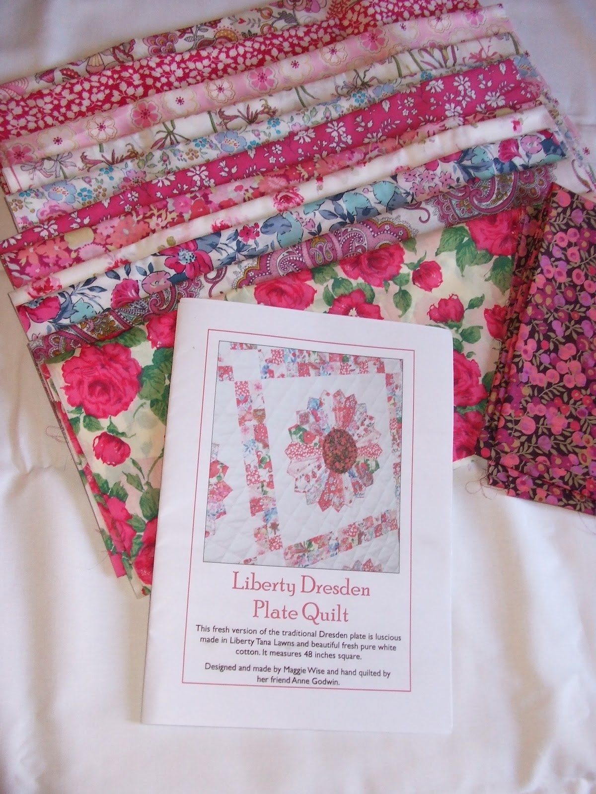 Sew many yarns Quilt Qwazy Queens