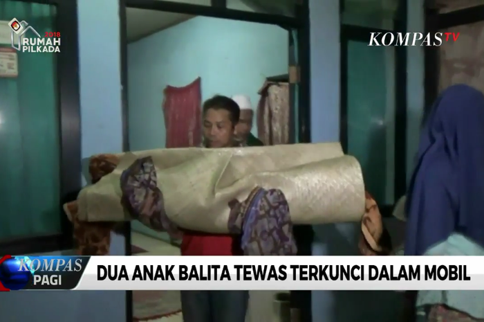 Sedih! 2 Balita di Purwakarta Setelah 2 Jam Terkunci di dalam Mobil