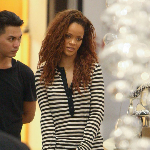 Rihanna gives Ronald McDonald his wig back, and goes brown | Snapped