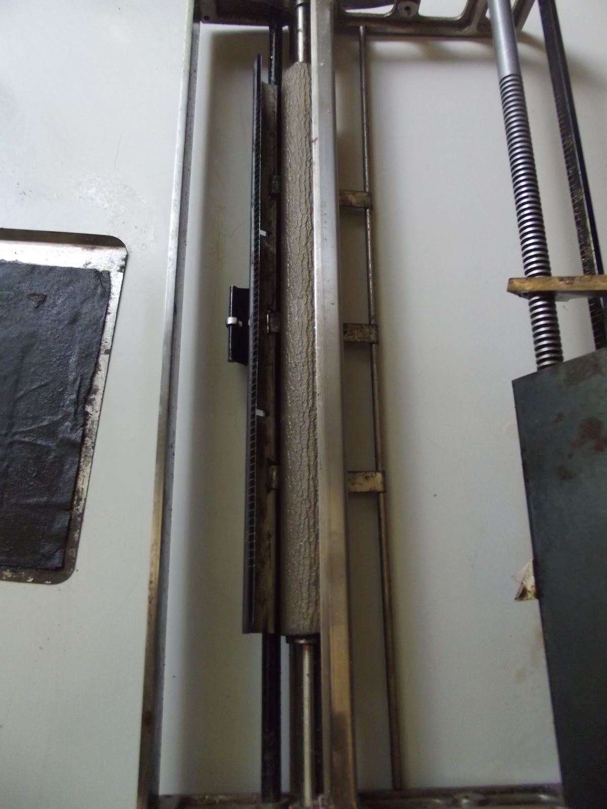 oz.Typewriter Anatomy of the Hall Typewriter