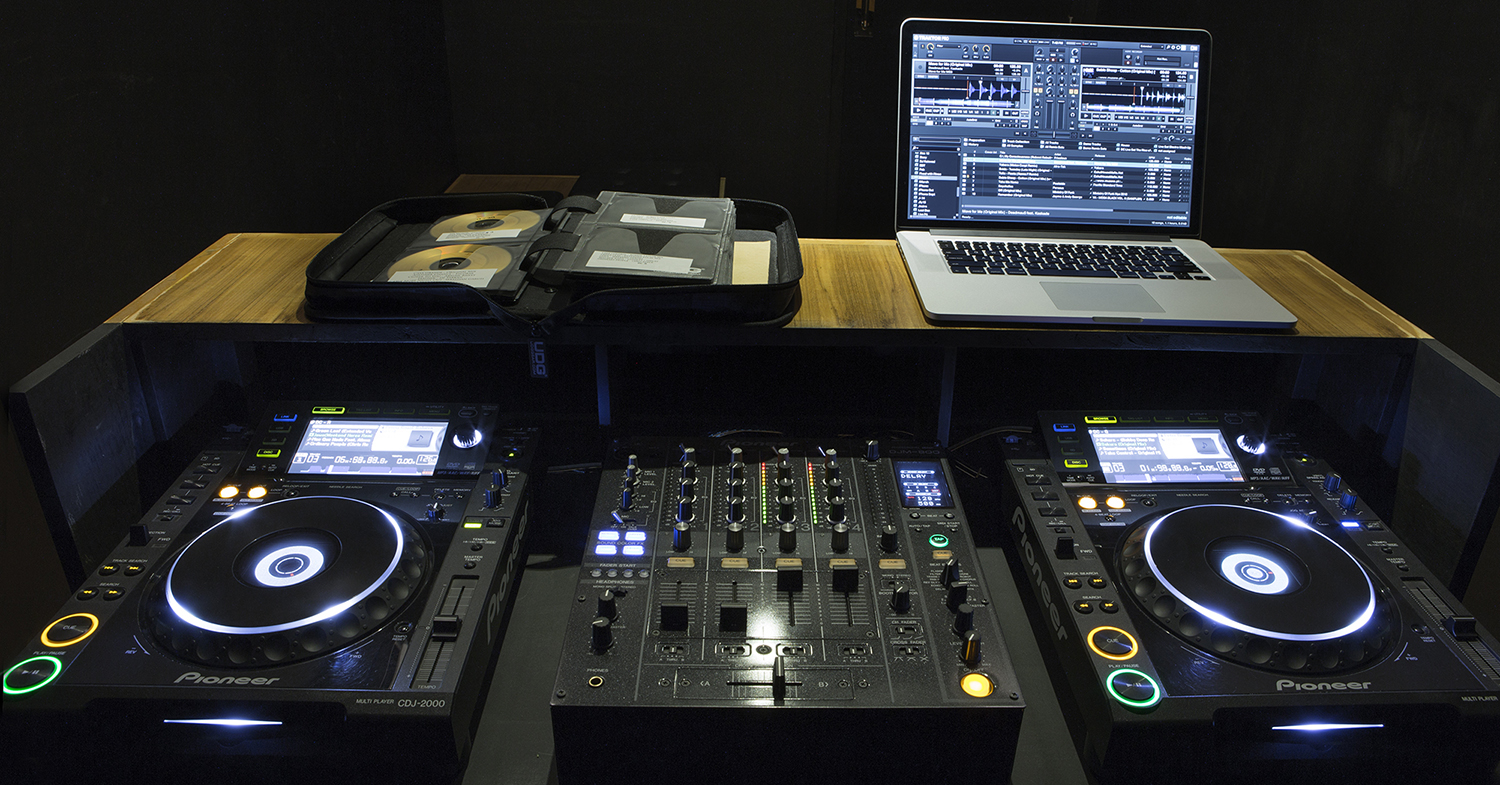 House Of Jneiro DJ STUDIO RENTAL JAKARTA