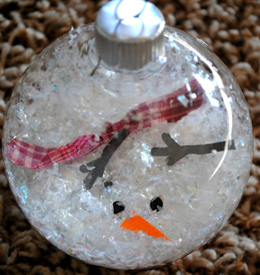 DIY Ornament Ideas That Will Spruce Up Your Tree
