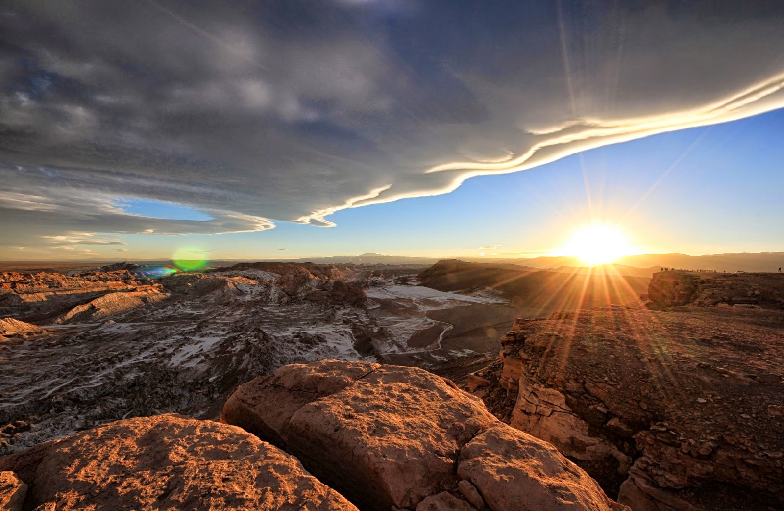 Moon Valley, Chile | 10 Places to See Beautiful Sunset Around The World Moon Valley, Chile | 10 Places to See Beautiful Sunset Around The World