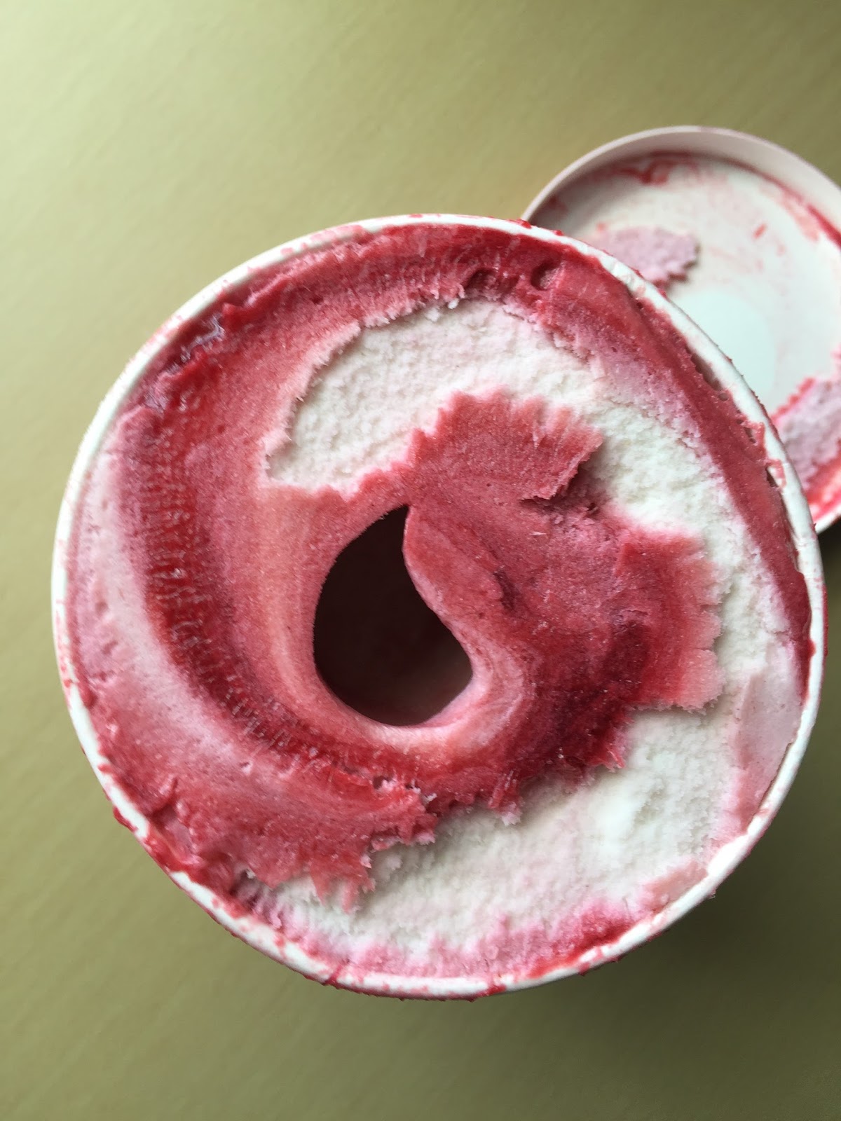 Oppo Raspberry Ripple Ice Cream Raspberry