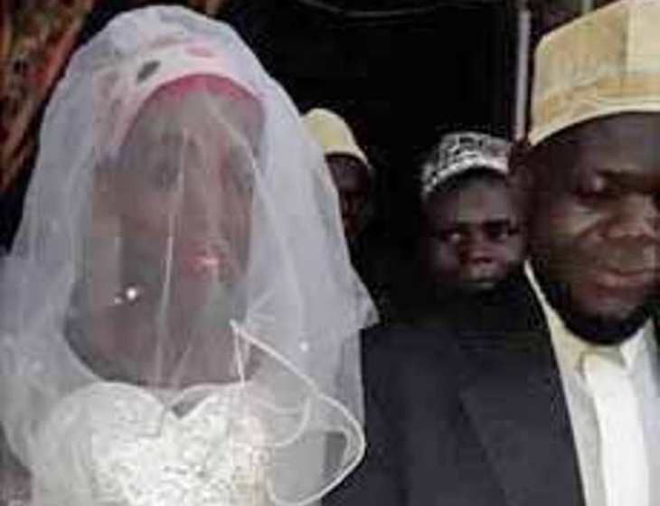 Jeque de Uganda se divorcia al enterarse que su 'esposa' es un hombre que lo quería 'chapear' Mohammed Mutumba