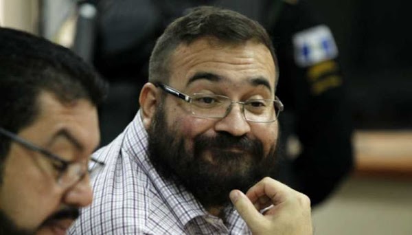 Piden que Duarte sea tratado con agua destilada en vez de medicina ¿Estas de acuerdo? Piden que Duarte sea tratado con agua destilada en vez de medicina ¿Estas de acuerdo?