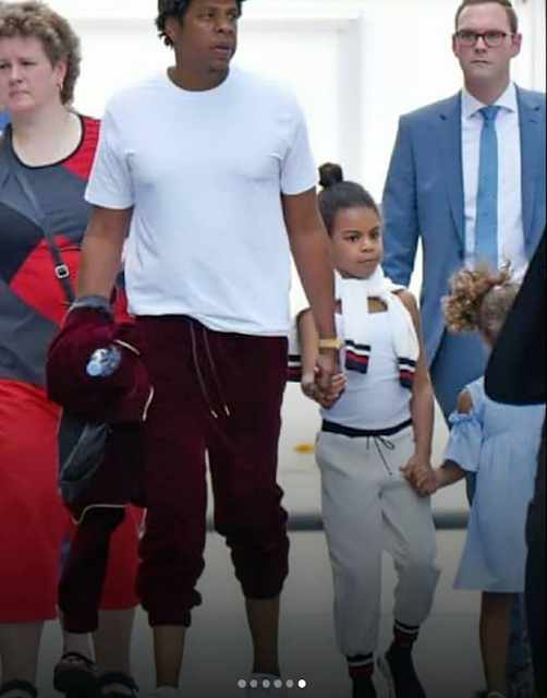 5 Jay Z enjoys a day at the park with Blue Ivy in Berlin (photos)