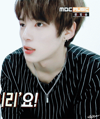 핑크머리 하기 싫어서 이사님한테 전화 걸었다는 몬스타엑스 기현 | 인스티즈