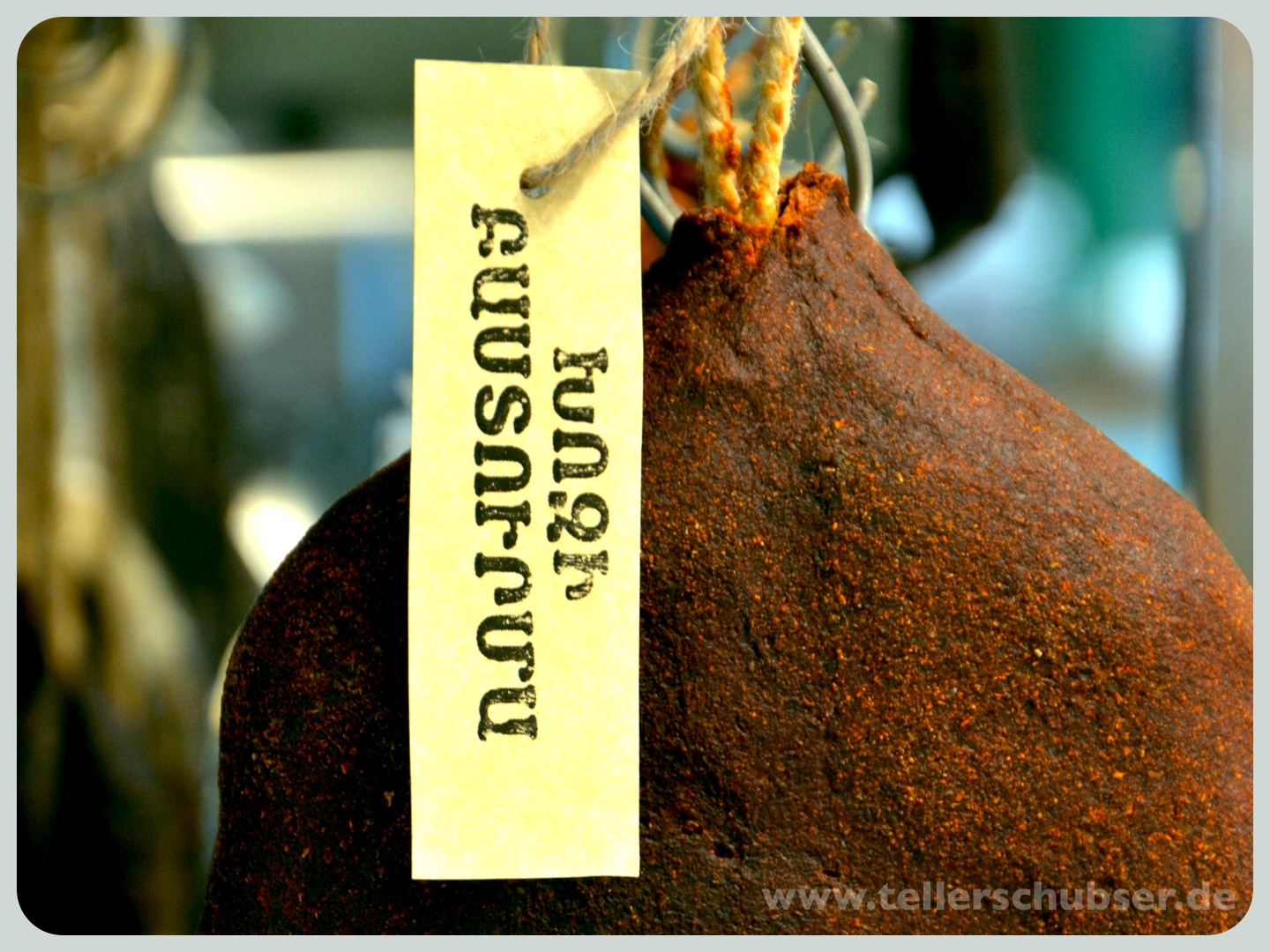 WER HAT'S ERFUNDEN? BASTURMA, PASTIRMA, PASTRAMI UND PASTRAMA