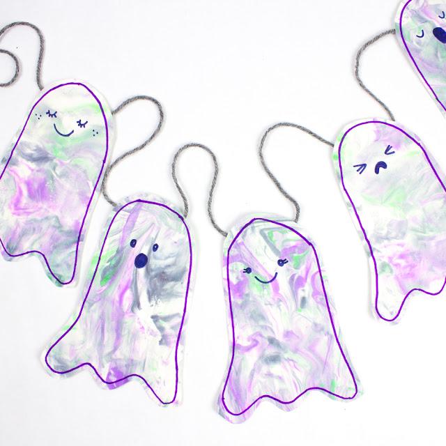 Marbled Ghost Banner Decoration- Fun craft and wall decorations for Halloween