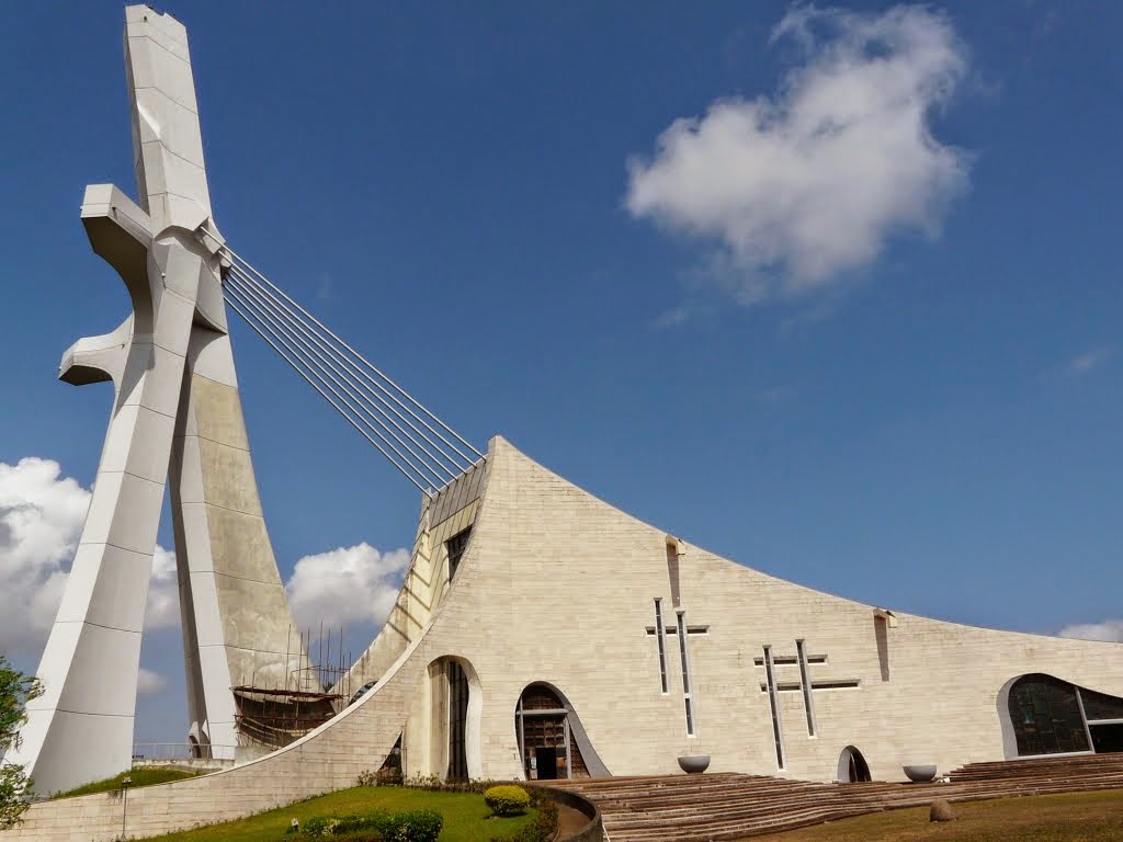 Arte, Cultura e Espiritualidade. Costa do Marfim Arte, Cultura e Espiritualidade. Costa do Marfim