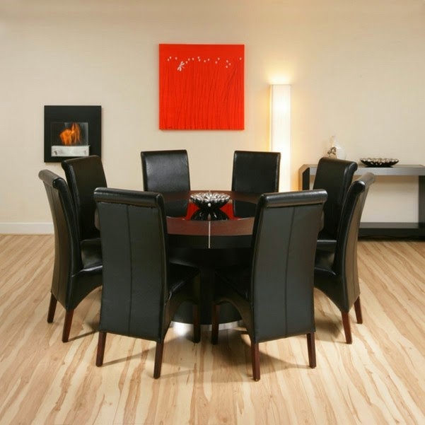 Round tables are more than just decoration!