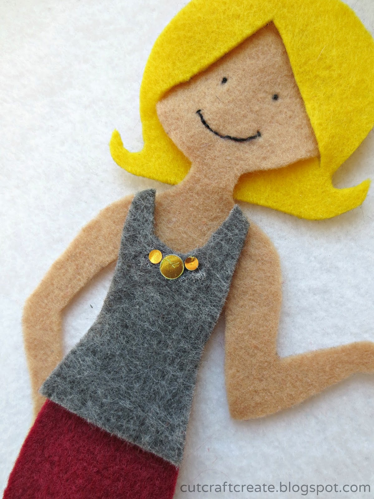 Cut, Craft, Create DIY Felt DressUp Doll
