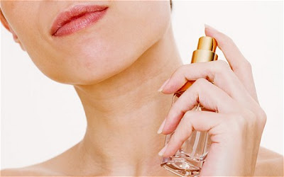 So THAT’S Why You’re So Attached to Certain Perfumes So THAT’S Why You’re So Attached to Certain Perfumes