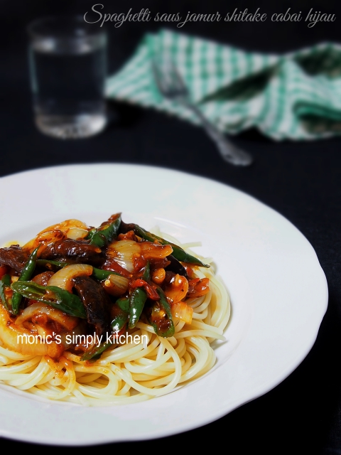 resep spaghetti jamur cabai hijau praktis