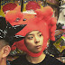 Check out the funny picture of f(x)'s Amber
