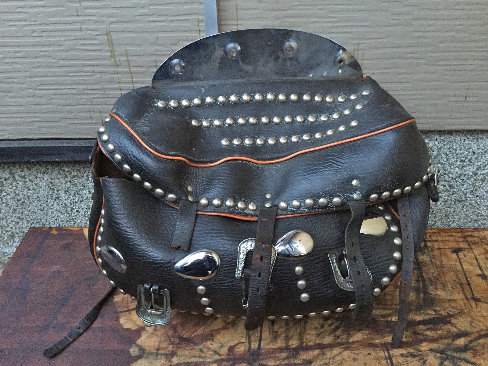 GORKY ゴーキー Vintage harley saddle bag repair