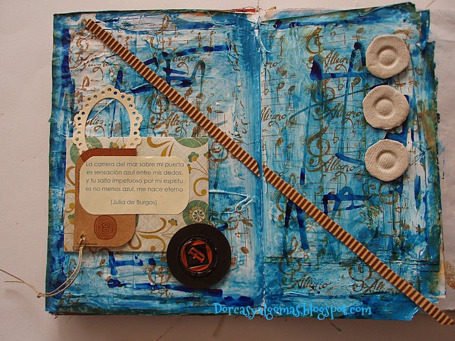 http://dorcasyalgomas.blogspot.com.es/2014/03/art-journal-el-mar-y-tu-cuando-llegan.html