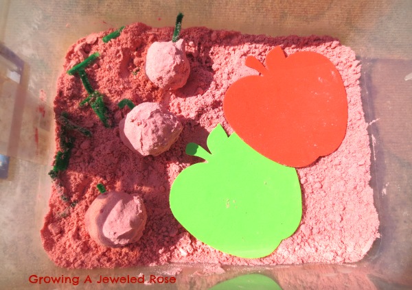 Apple scented cloud dough Apple cloud dough recipe for play. This takes seconds to make, and the kids will play for hours!
