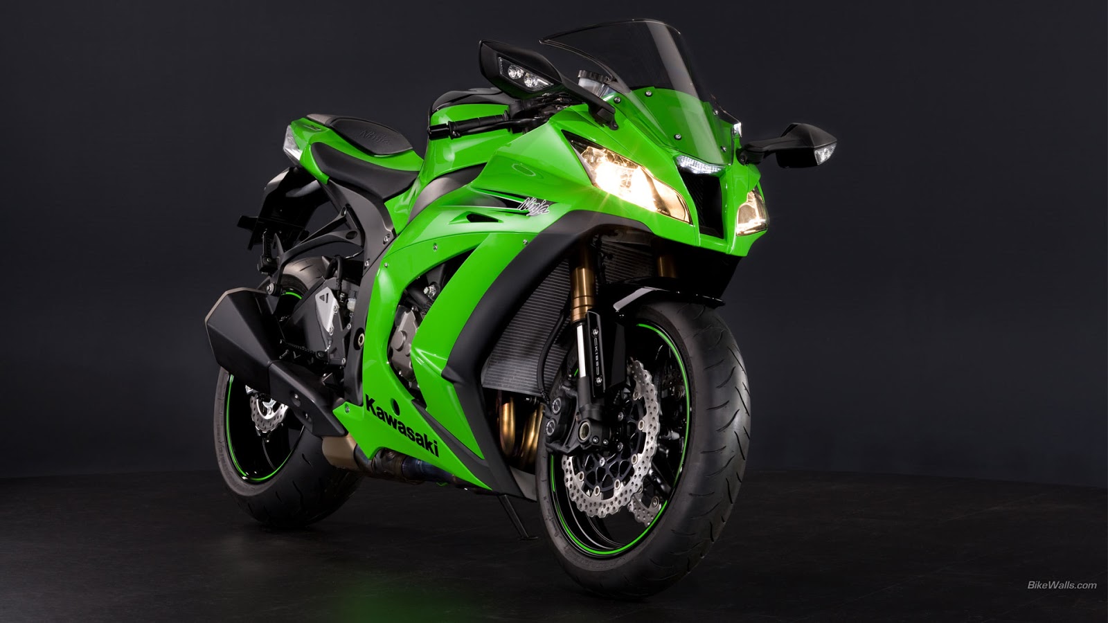 Dunia Otomotifbroblogspotcoid THE BEST SUPERBIKE ZX 10R