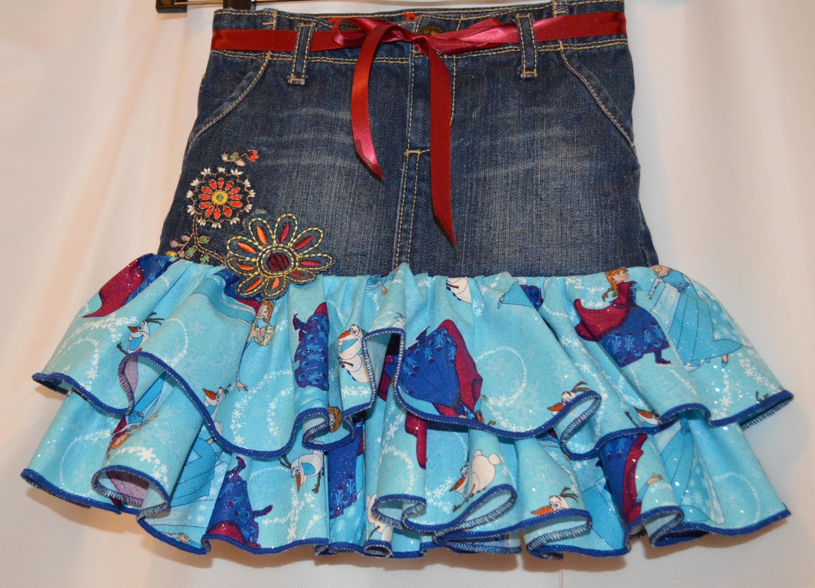 Sew Much To Give: Recycled Ruffled Jean Skirt: Making the Flowers