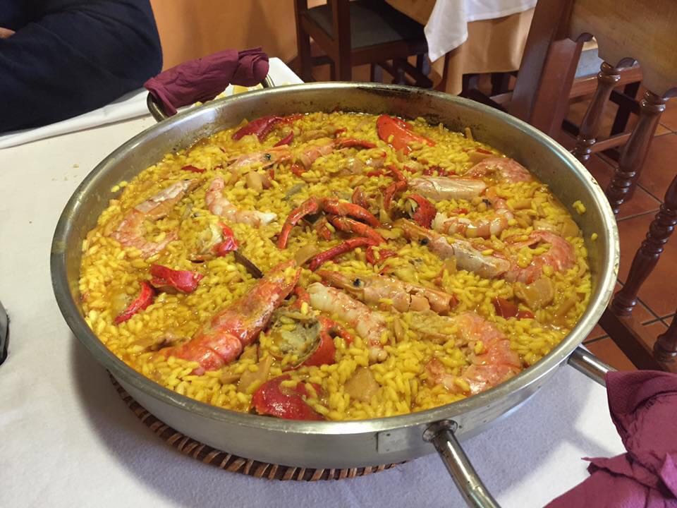Restaurante Michem Paella y arroz con setas y carne, sabores