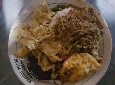 https://www.cecep345.com Pecel Rawon Warung Pojok Moro Seneng