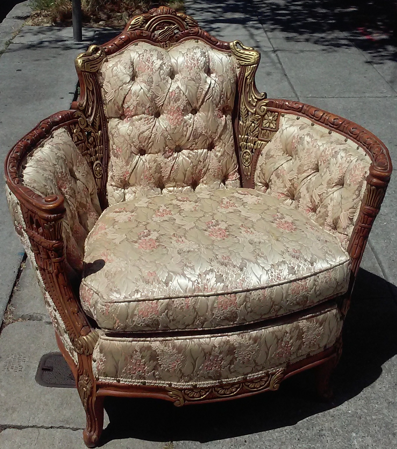 UHURU FURNITURE & COLLECTIBLES SOLD DeutschEck French Provincial