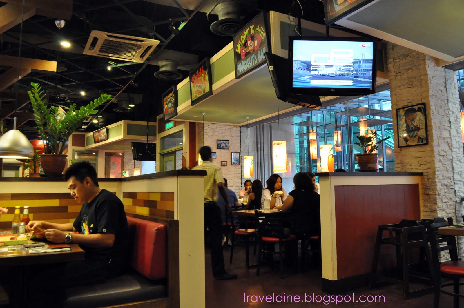 Travel and Dining Experience Chili's Grill & Bar Restaurant Mid