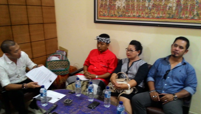 Kantongi Restu KBM, Duet Arjaya-Sunasri Datangi KPU Denpasar