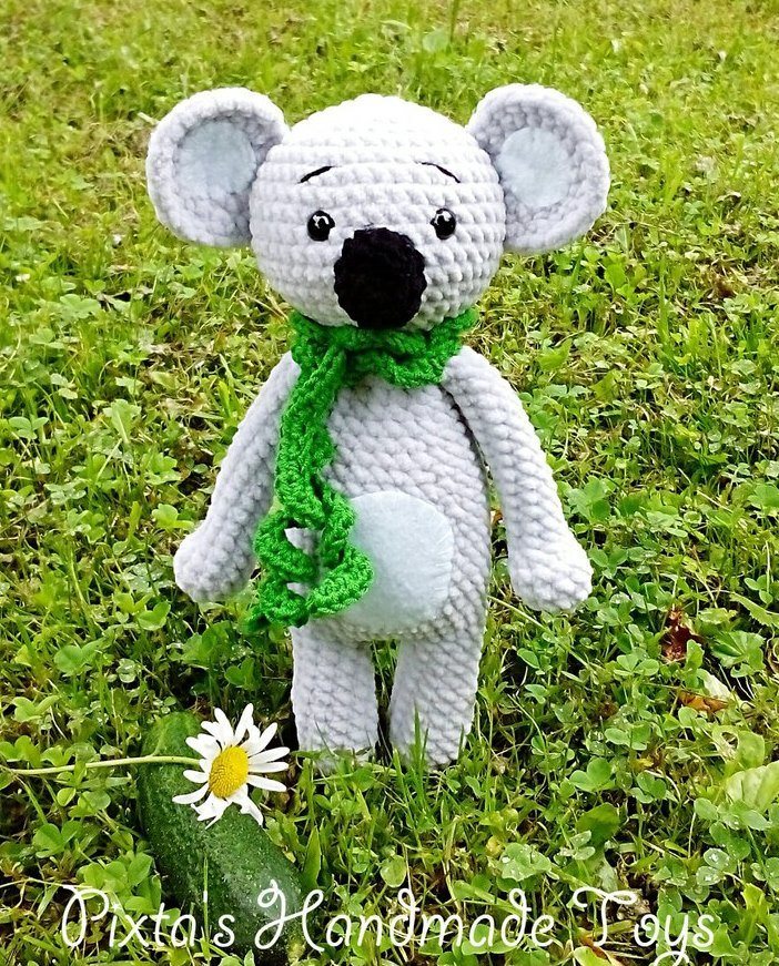 Crochet koala amigurumi