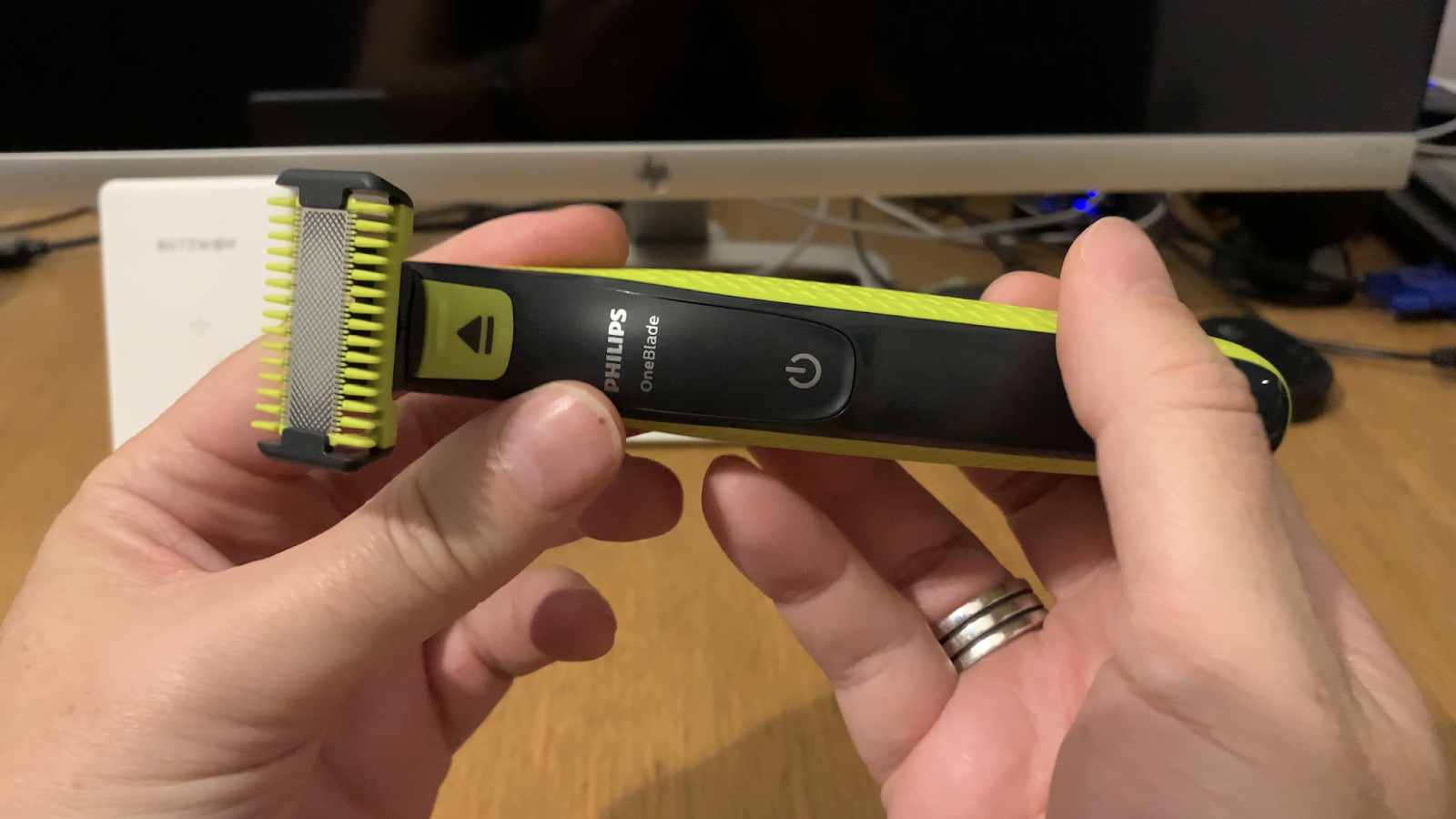 Philips OneBlade Face and Body QP2620 Shaver Unboxing and Review!