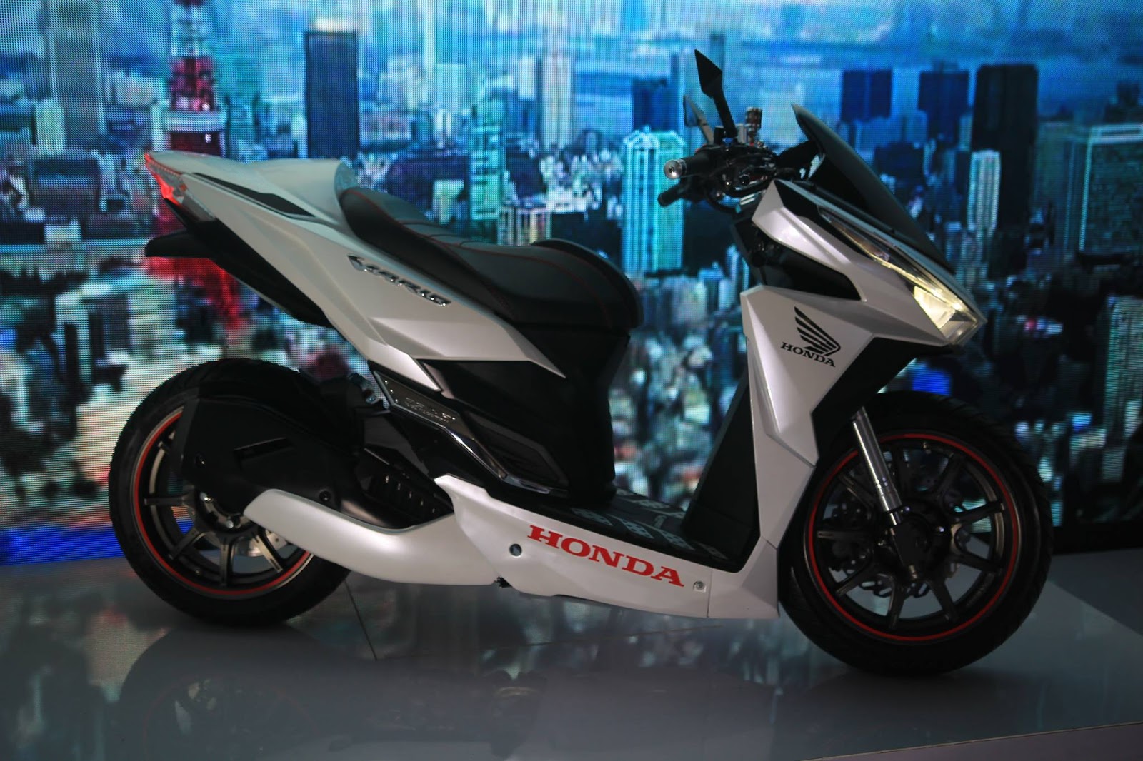 Motor Honda Vario Terbaru Keluaran Tahun 2015 Dan 2016 Terbaru - Dunia ...