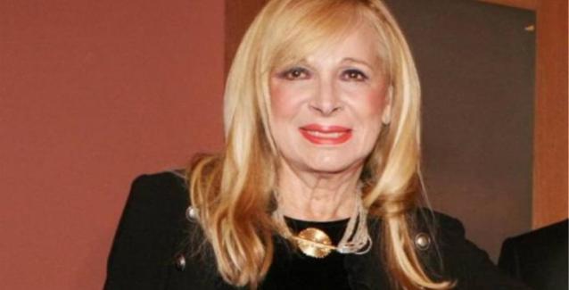 Άννα Φόνσου: Ποιος απειλεί να της κόψει τα πόδια.. Άννα Φόνσου: Ποιος απειλεί να της κόψει τα πόδια..