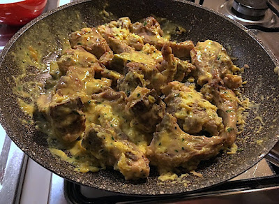 Costine di agnello con uova e limone (cucinaconeemidio) Agnellino con uova e limone (cucinaconemidio)